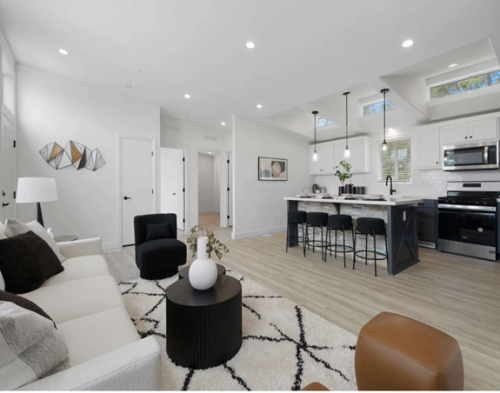 Bradford-BD-04-Interior-Photo1