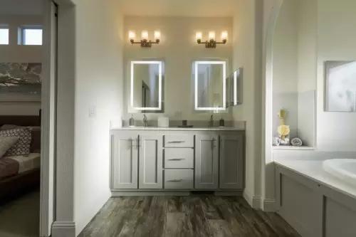 Creekside-Manor-3563D-master-bathroom-4