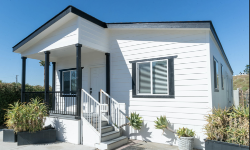 SM-25024-Exterior-Photo-