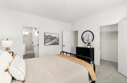 Summit-SM-25027-Interior-Photo14