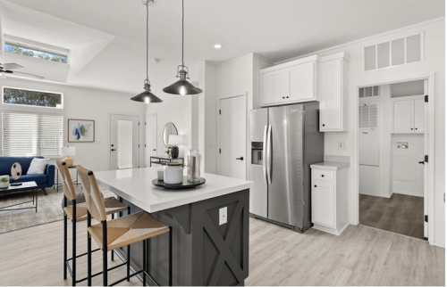 Summit-SM-25027-Interior-Photo8